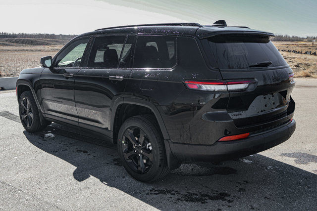  2024 Jeep Grand Cherokee L Limited in Cars & Trucks in Strathcona County - Image 2