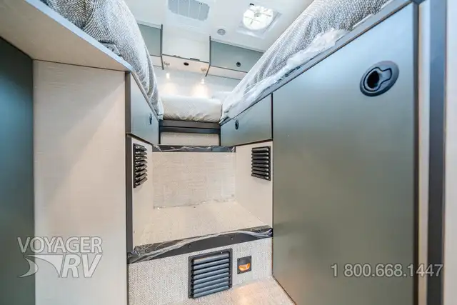 2025 Winnebago Ekko 22A AWD POP-TOP in RVs & Motorhomes in Kelowna - Image 27
