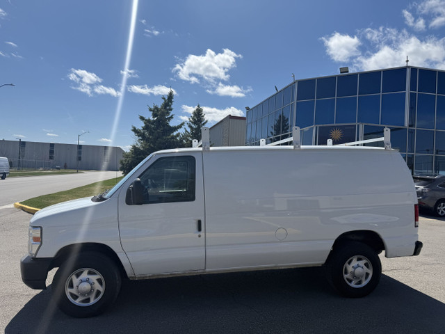 2014 Ford Econoline Cargo Van Ford E-250 CL - CARGO in Cars & Trucks in Oakville / Halton Region - Image 3