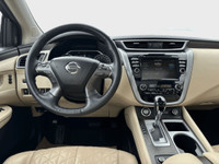 V6, ALL WHEEL DRIVE, LEATHER, HEATED AND COOLED FRONT SEATS, REMOTE START, PANORAMIC SUNROOF, NAVIGA... (image 9)