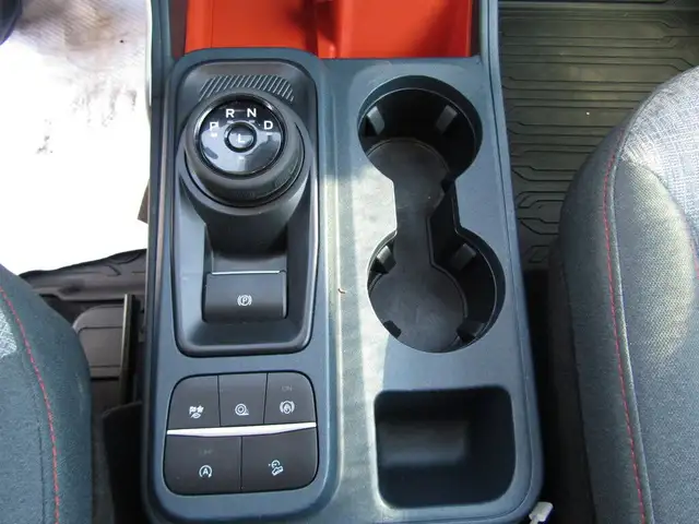 2022 Ford Maverick FX4 PKG AWD SUPERCREW AWD 2.0L TURBO CAM/38,0 dans Autos et camions dans Calgary - Image 24