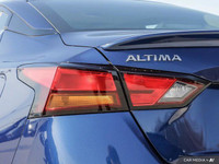 Recent Arrival! Altima 2.5 SR, CVT, AWD, 19 Alloy Wheels, 4-Way Power Passenger's Seat, Active Cruis... (image 7)