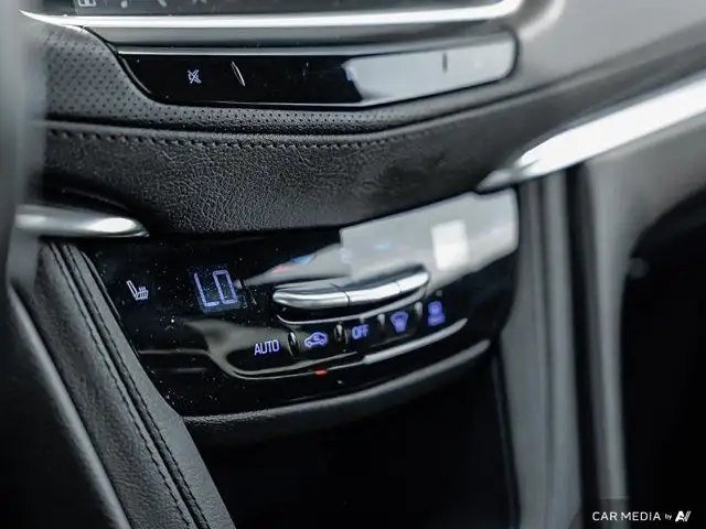 2020 Cadillac XT5 Premium Luxury AWD | 4 New Tires | New Front in Cars & Trucks in Windsor Region - Image 24