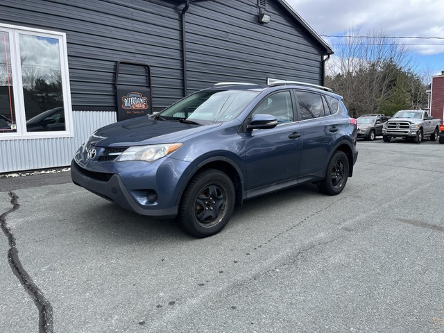 2013 Toyota RAV4 AWD LE! CLEAN SUV! in Cars & Trucks in Bedford - Image 3