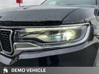 This Jeep Wagoneer delivers a Twin Turbo Regular Unleaded I-6 3.0 L/183 engine powering this Automat... (image 8)