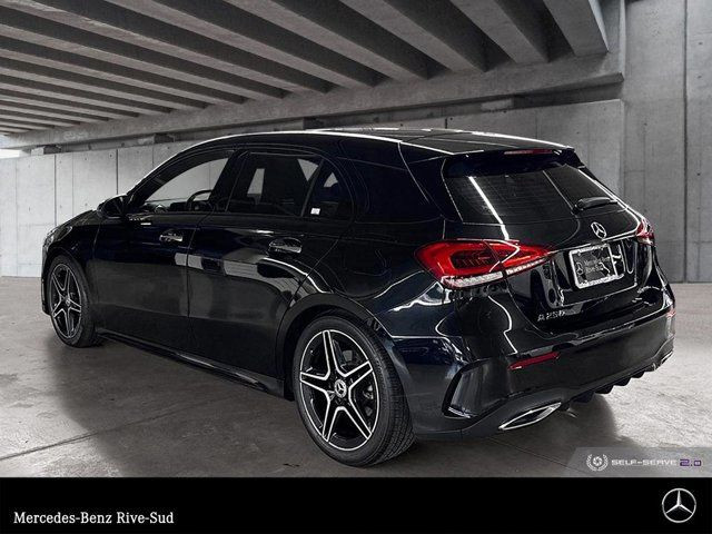 2022 Mercedes-Benz A 250 4MATIC Hatch | Ensemble Haut de Gamme in Cars & Trucks in Longueuil / South Shore - Image 3