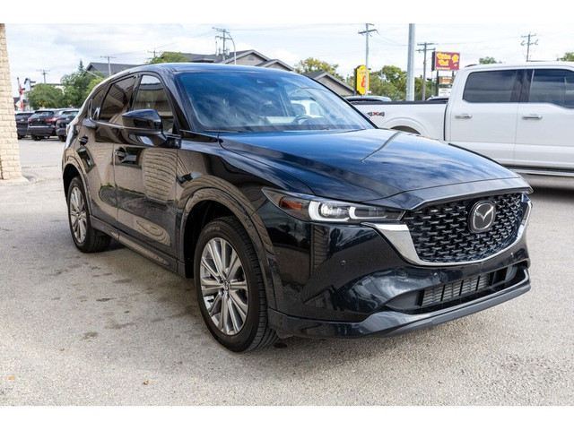 2023 Mazda CX-5 SIGNATURE AWD | LEATHER | SUNROOF | NAVIGATION! in Cars & Trucks in Winnipeg - Image 2