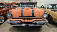 1955 Pontiac Laurentian 2-door hardtop. Very nice restoration done some time ago. Neat features you... (image 1)