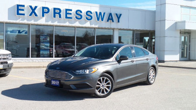  2017 Ford Fusion SE 2.5L ENGINE, GREAT ON GAS, LOW KM'S FOR THE