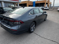 Anti-Lock Brakes; Immobilizer; Compass; Back-Up Camera; Driver Information Centre; Variable Intermit... (image 6)