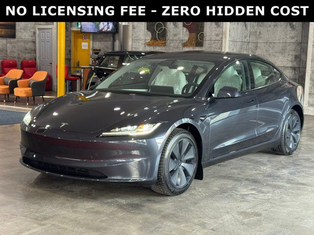 2024 Tesla Model 3 in Cars & Trucks in Markham / York Region
