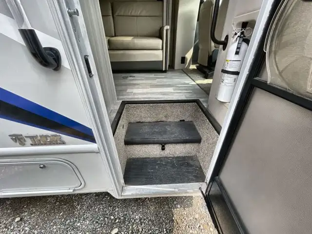 2023 Thor Motor Coach Gemini AWD 23TE in RVs & Motorhomes in Kamloops - Image 28
