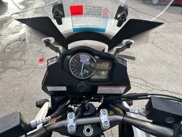 2014 Suzuki V-Strom 1000 ~ VSTROM 1000CC ~ VERSATILE ~ CLEAN BIK in Street, Cruisers & Choppers in City of Toronto - Image 23