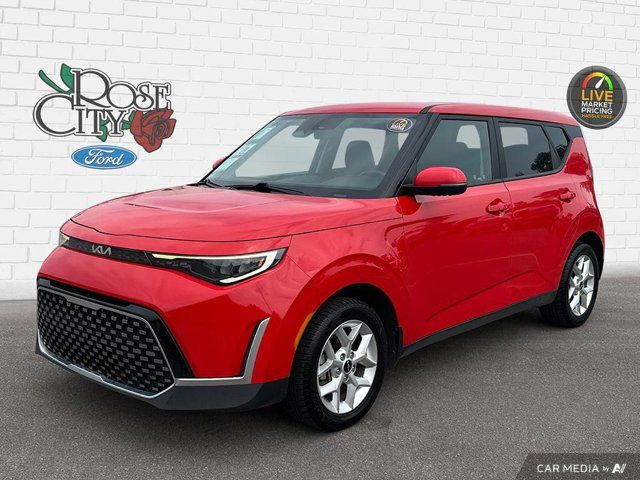 2023 Kia Soul EX | Heated Seats | Heated Steering Wheel in Cars & Trucks in Windsor Region