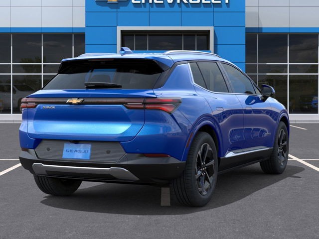 2025 CHEVROLET TRUCK EQUINOX EV 2LT in Cars & Trucks in City of Montréal - Image 4