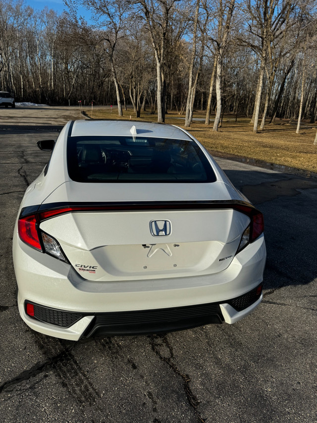 2017 Honda Civic Touring in Cars & Trucks in Winnipeg - Image 4