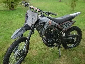 JUST IN TIME FOR SPRING!!!!!!! (THESE DIRT BIKES SELL QUICK.) (LOCATION, BRANDON, MANITOBA) (PHONE -...