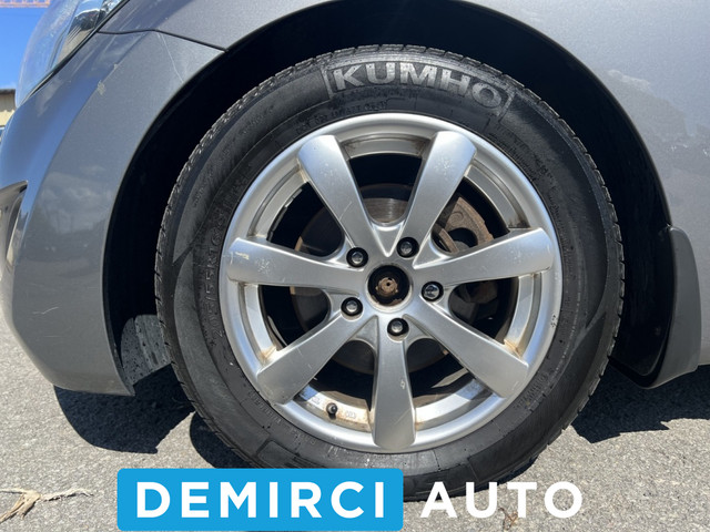 2015 Hyundai Elantra Allure sport dans Autos et camions  à Laval/Rive Nord - Image 4
