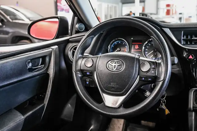2017 Toyota Corolla LE | Caméra de recul | Climatisation | Bluet in Cars & Trucks in City of Montréal - Image 28