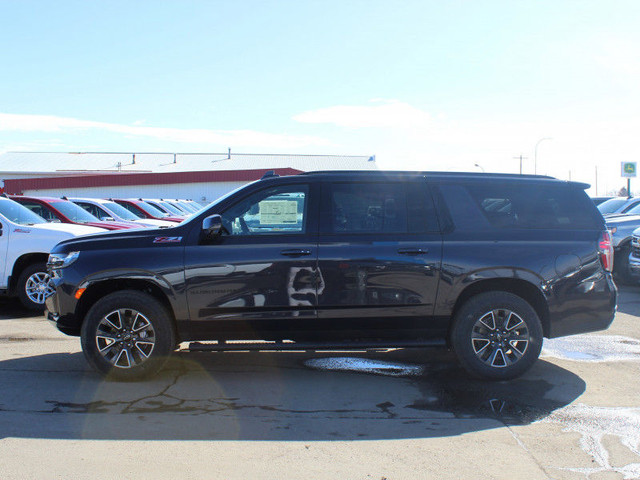 2024 Chevrolet Suburban Z71 5.3L V8|H/LTHR|PANO ROOF|BOSE|360 CA in Cars & Trucks in St. Albert - Image 3