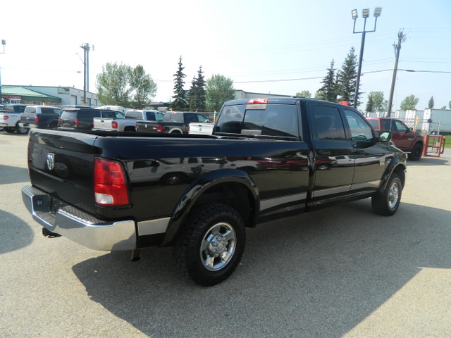 2012 Dodge 2500 3/4 TON SLT/CREW CAB LONG BOX 4X4 in Cars & Trucks in Edmonton - Image 4