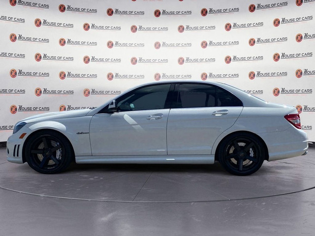 2009 Mercedes-Benz C-Class 4dr Sdn 6.3L AMG RWD in Cars & Trucks in Lethbridge - Image 2
