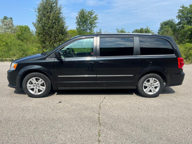 2016 Dodge Grand Caravan CREW PLUS |ONE OWNER | CLEAN CARFAX | H in Cars & Trucks in Oshawa / Durham Region - Image 3