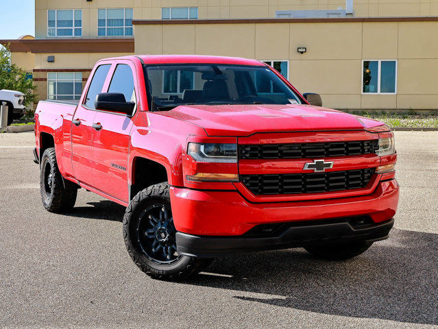 2017 Chevrolet Silverado 1500 Custom 5.3L in Cars & Trucks in Strathcona County - Image 2