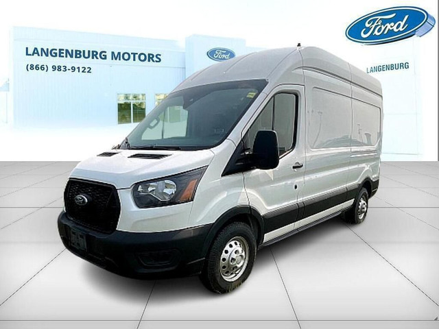 2022 Ford Transit Base in Cars & Trucks in Regina