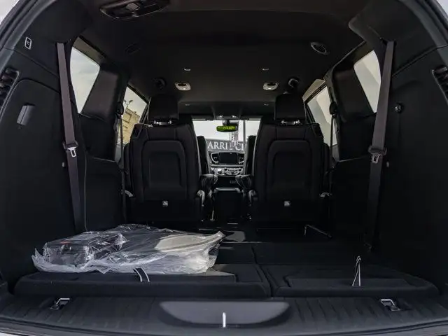 2025 Chrysler Grand Caravan SXT in Cars & Trucks in Barrie - Image 10