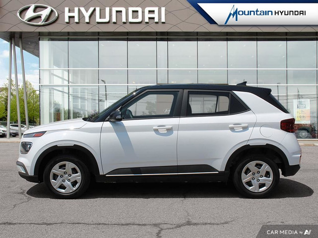 2021 HYUNDAI VENUE ESSENTIAL in Cars & Trucks in Hamilton - Image 3