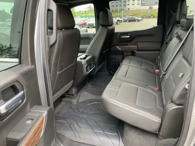 2020 Chevrolet Silverado 1500 dans Autos et camions dans Région d’Oakville/Halton - Image 14