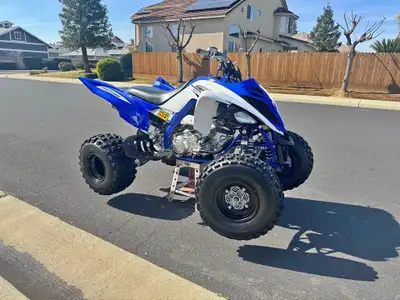 APPLY NOW: https://www.ridecollective.ca/get-pre-approved 2016 Yamaha Raptor 700R comes with a power...