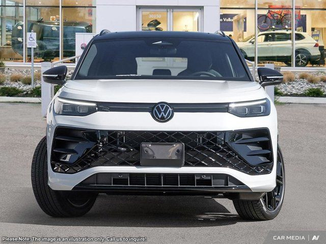 2025 Volkswagen Tiguan Comfortline R-Line Black Edition in Cars & Trucks in Abbotsford - Image 2