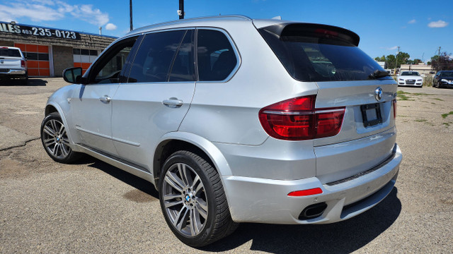 2013 BMW X5 35i xdrive, Leather, Panoramic roof, Nav, 360 camera in Cars & Trucks in Calgary - Image 4