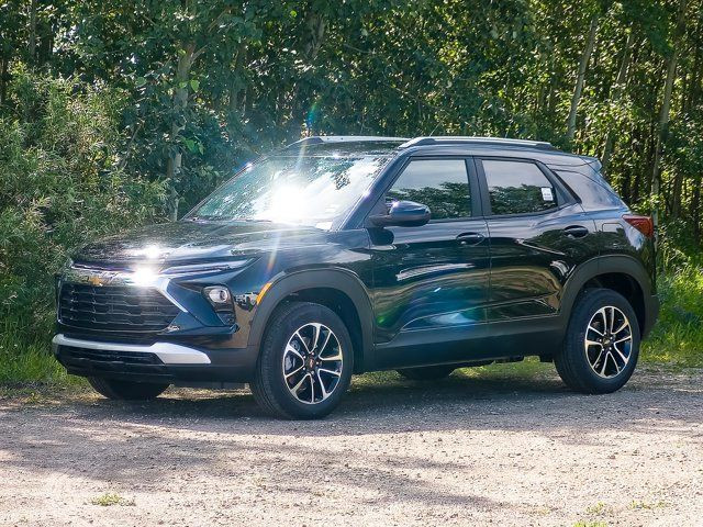 2026 Chevrolet Trailblazer LT in Cars & Trucks in Edmonton - Image 3