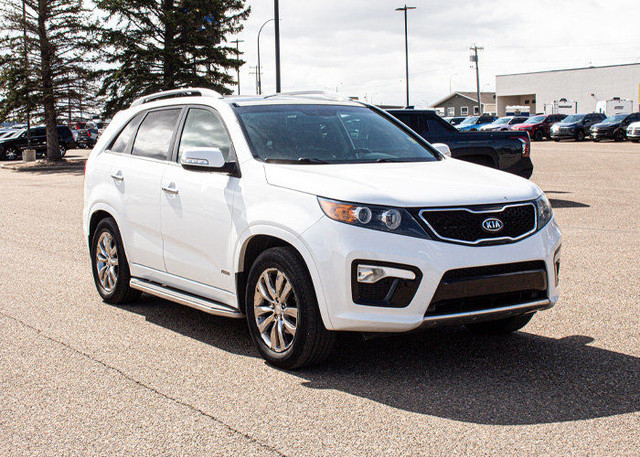 2013 Kia Sorento SX in Cars & Trucks in Medicine Hat - Image 4