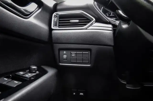 2019 Mazda CX-5 GX • HEATED SEATS • CP/AA • ACTIVE BRAKE ASSIST in Cars & Trucks in Ottawa - Image 12