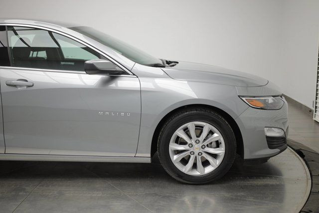 2024 Chevrolet Malibu 1LT in Cars & Trucks in Calgary - Image 2