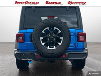 DEMO VEHICLE, 2.0L I4 DOHC, 4.10 Rear Axle Ratio, 4G LTE Wi-Fi Hot Spot, Alpine Premium Audio System... (image 4)