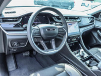 2023 Jeep Grand Cherokee L Limited | 7-Passenger | Black appearance pkg | Only 27,999 km Orr Motors... (image 8)