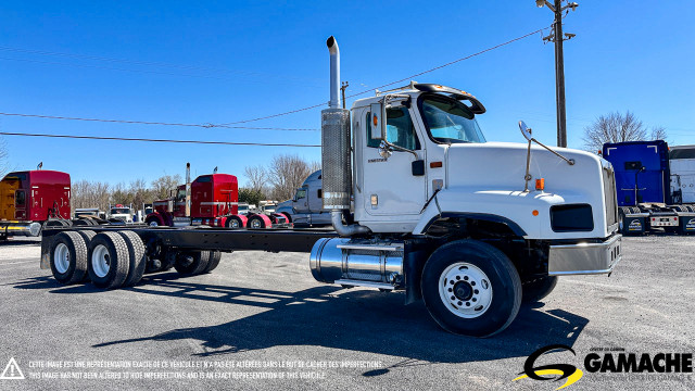 2009 INTERNATIONAL PAYSTAR 5600I CAMION DE VILLE SUR FRAME LONG in Heavy Trucks in Longueuil / South Shore - Image 3