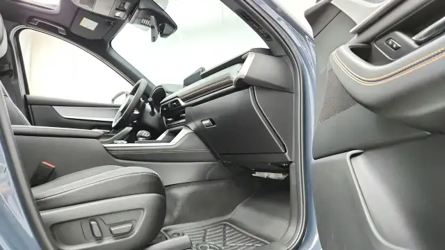 2025 Mazda CX-70 MHEV in Cars & Trucks in Lethbridge - Image 34