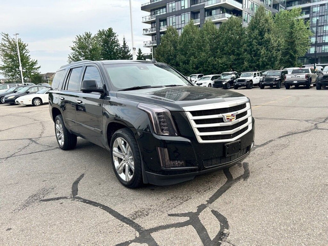 2018 Cadillac Escalade Luxury | 6.2L V8 | NAVI | BOSE AUDIO | SU in Cars & Trucks in Oakville / Halton Region