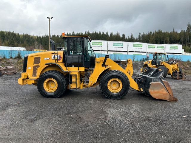 2022 CAT 950M in Heavy Equipment in Calgary - Image 3