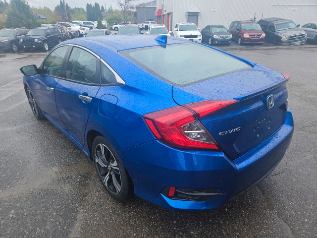 2017 Honda Civic Sedan Touring in Cars & Trucks in Sudbury - Image 4