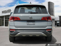 Enjoy the versatility and comfort of this 2024 Volkswagen Taos Comfortline, boasting a sleek Pure Gr... (image 4)
