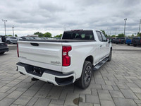 2022 Chevrolet Silverado 1500 High Country Crew Cab 4WD with the 5.3L and 81,000kms. One owner vehic... (image 4)
