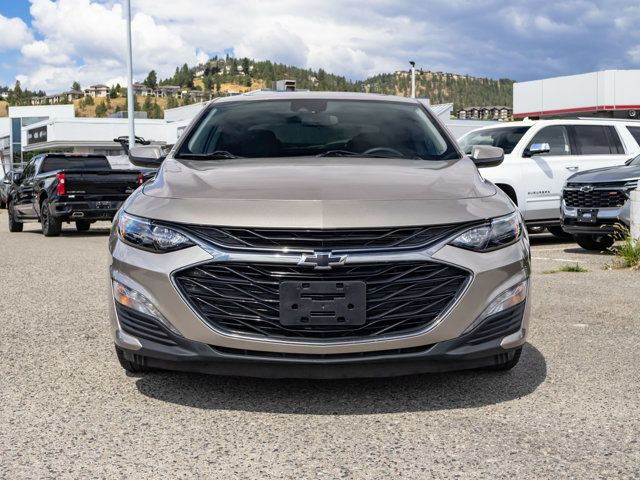 2023 Chevrolet Malibu 1LT FWD Sport in Cars & Trucks in Kelowna - Image 3