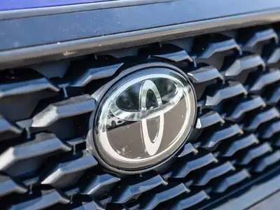 2023 Toyota Corolla Cross LE, View more